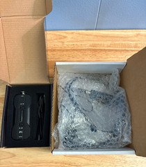 Shure SM35 Headset Cardioid Condenser Microphone + Xvive P1 Portable Power Supp