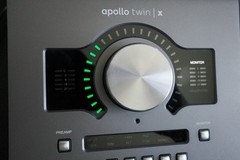 Universal Audio Apollo Twin X Duo Heritage Edition Thunderbolt 3 Audio Interface
