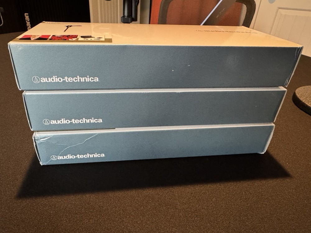 Audio-Technica AT831b Lavalier Mic – Open Box, Never Used – Excellent Condition