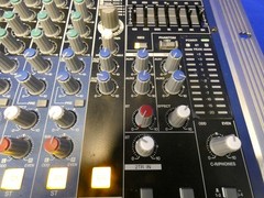 Yamaha MG16/6FX Mixing Console w/Rack Ears (Tested-Working) Good Condition