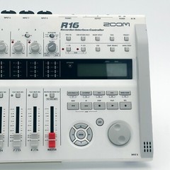 Zoom R16 Portable Multitrack Recorder Controller and Interface Good Condition