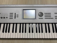 Korg Triton 61-Key Keyboard Synthesizer Sampler with Power Cable Used from Japan