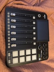 Rode Rodecaster Pro Podcast Production Studio