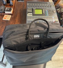 Yamaha 01V96 24-Bit/96k Digital Mixer w/ MY168AD96 – 8 channel Input Card