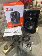JBL Professional 305PMKII Powered 5″ Two-Way Studio Monitor