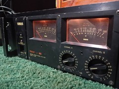 YAMAHA Professional Series Power Amplifier Model P-2200