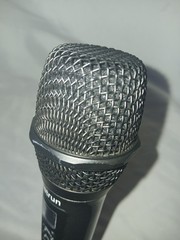2 UHF/VHF Handheld Wireless Microphones, Tested, Working, Hotec & Bietrun
