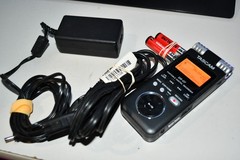 Tascam DR-07 Stereo Handheld Digital Audio Recorder w/ Cords And 2GB SD Card 2f