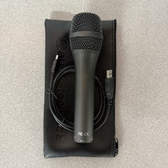 Audio-Technica AT2005USB Dynamic USB/XLR Microphone And Cable.