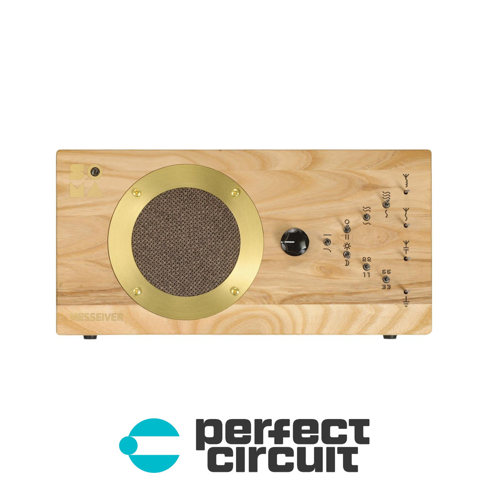 SOMA Messeiver Shortwave Radio (Light Wood) GADGET – NEW – PERFECT CIRCUIT