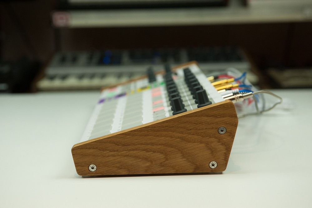 Arturia Beatstep Pro Oak Real Wood Stand Side Parts Low OAK Light Oak