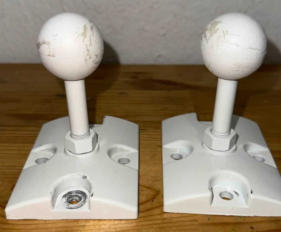 Pair Of JBL 179-00002-00 179-00002-01 Ball Mounts for Control 25 and 28 Speakers