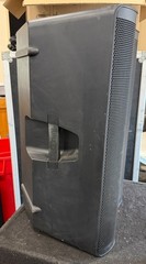Harbinger V2315 Powered Speaker „FOR PARTS“