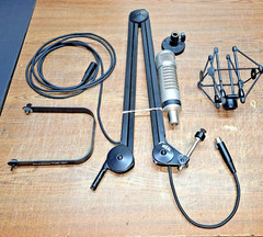 Electro-Voice RE27 N/D Wired Microphone with Model 309A, Heil PL-2T Stand