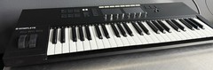 Native Instruments Komplete Kontrol S49 MK2 49 Key Keyboard Controller
