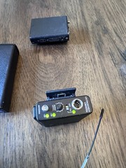 Lectrosonics um400a, 2 UM195B, LCR 195 and UH195 Wireless Transmitter receiver