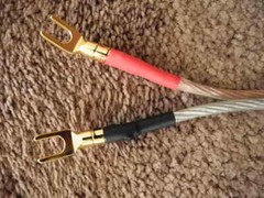 STRAIGHT 8, 20′ PR 8GA SPEAKER CABLES 742 STR OFC PER COND. NAKAMICHI SPADE LUGS