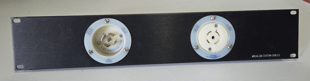 2U 19″ Rack Mount Panel Amplifier Electric Plug Receptacle 20A 120/208V