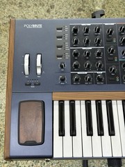 Arturia PolyBrute 61-Key 6-Voice Analog Polyphonic Synthesizer –