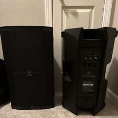 Mackie Thump 212 Active Powered PA Speaker Pair w/ Bags & Tripod Stands