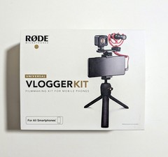 RØDE Universal Vlogger Complete Cellphone Filmmaking Kit w/ Mic, Light, Tripod
