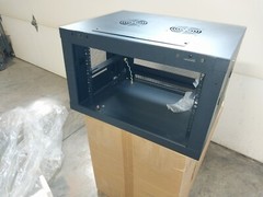 AV RACK – 6RU – 19″ – NavePoint 00301143 – Open box, NEW.