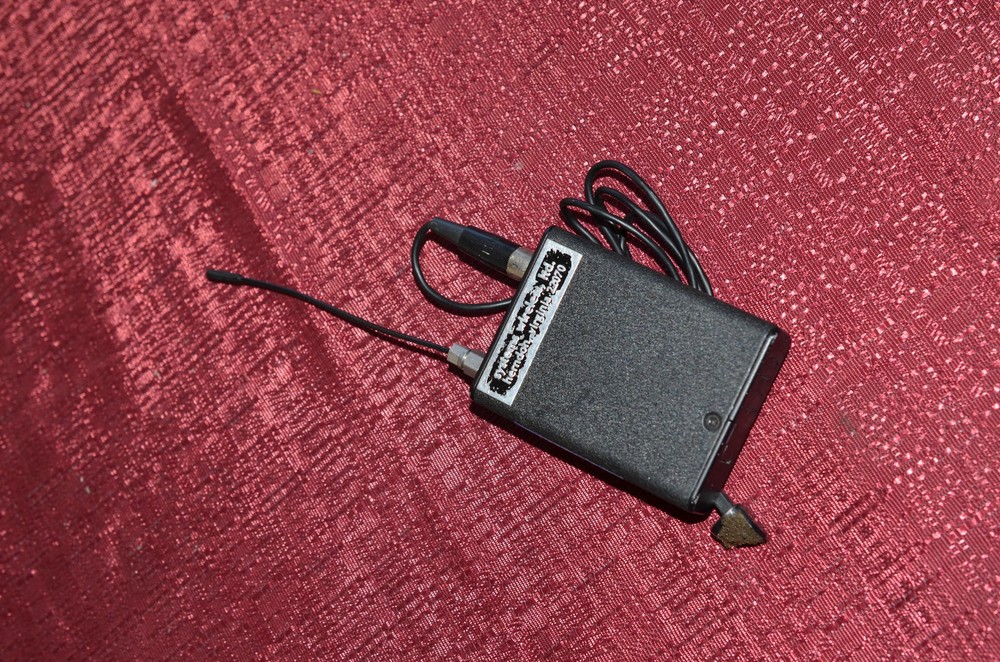 Lectrosonics UM195B transmitter with lavaliere microphone 594.000