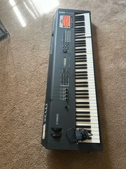Yamaha MX88 88-Key Digital Keyboard Synthesizer, Weighted Keys, Plug & Play