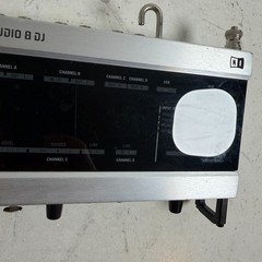 Native Instruments Audio 8 DJ Black Silver 24-Bit High-End Audio Interface