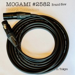 1–200 ft Mogami 2582 Black | Choose Neutrik TRS/XLR | Tokyo Made | Bulk Ready