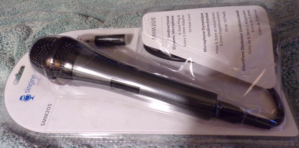 SMM 205 SINGING MACHINE Microphone w/ 10 Ft Chord + Adapter – NEW IN BOX
