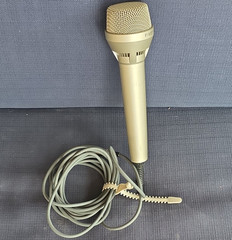 Sony F-V3 Wired Dynamic Handheld/Stand-Held Microphone, Gray