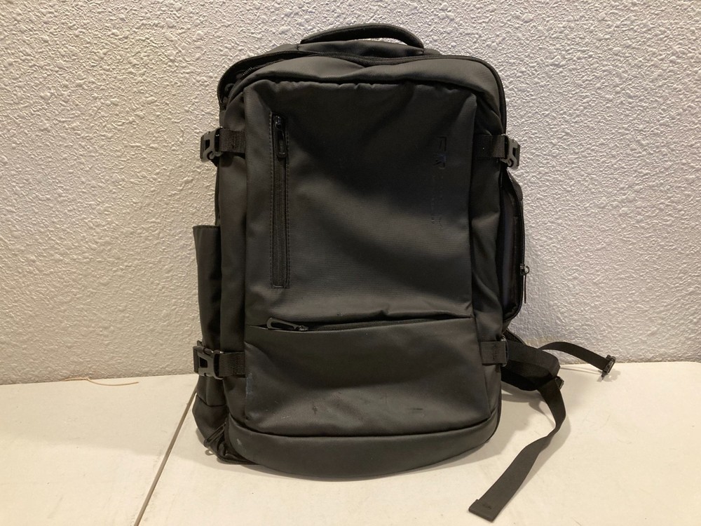 Fenruien Leisure Light Business Black Laptop Backpack Travel Bag