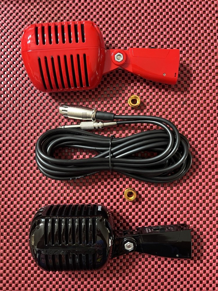 2 Pyle PDMICR42 Retro Style Dynamic Vocal Microphones