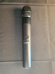 Line 6 XD-V30 Digital Wireless Microphone Receiver Mic Adapter Case Tested