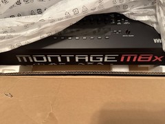 Yamaha Montage M8x 88-key Synthesizer includes sustain pedal.￼