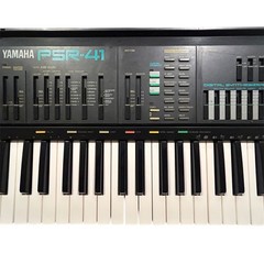 Yamaha PSR-41 Electronic Keyboard – Fully Tested & Working