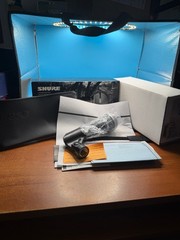 Shure SM58 Dynamic Handheld Vocal Microphone