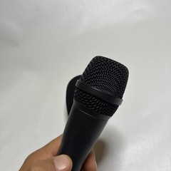 SKP PRO AUDIO PRO-35 XLR Professional Dynamic Cardioid Microphone