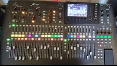 Behringer X32 40-Channels Digital Mixer (000-ASF02-00010) WITH X-LIVE CARD