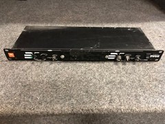 JBL Soundzone Z32S Multiple Audio Source Controller Mixer Router MAKE OFFER!