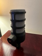 Pair Rode PodMic Dynamic Podcasting Microphones Black W/ Stands.