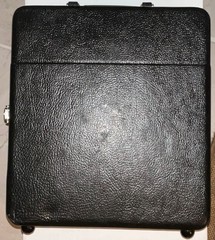 Foam-Lined Instrument case with KEY & LOCK (11“ x 12“ x 5“)