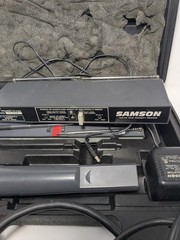 2x SAMSON VHF-FM TRUE DIVERSITY RECEIVER Model SR-22 w/ Shure SM58 Mic Capsule