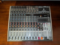 Behringer Xenyx X1832USB Mixer with USB and Effects