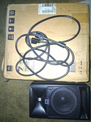 JBL 705P 5″ 250W Bi-Amplified Master Reference Monitor – Black