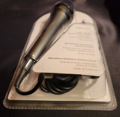 The Singing Machine SMM205 Dynamic Professional Microphone „NEW“