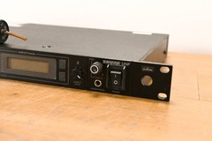 Shure U4D-J4 Dual Wireless Receiver with U2/BETA87A Handheld – J4 Band CG01YHF