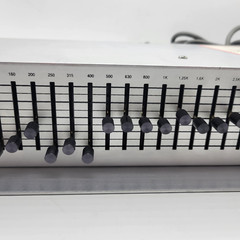 McMartin Industries Vintage LR-1006 1/3 Octave Equalizer 1980s