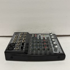 Behringer XENYX Q802USB 8-input 2-bus Mixer – No Cord